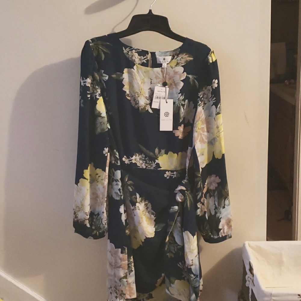 NWT Socialite Floral Dress